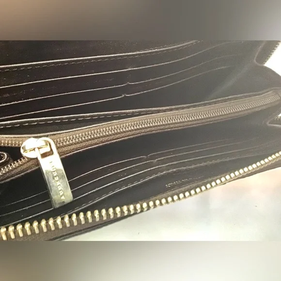 Burberry Studded Haymarket Zip Around Wallet - Picture 4 of 11